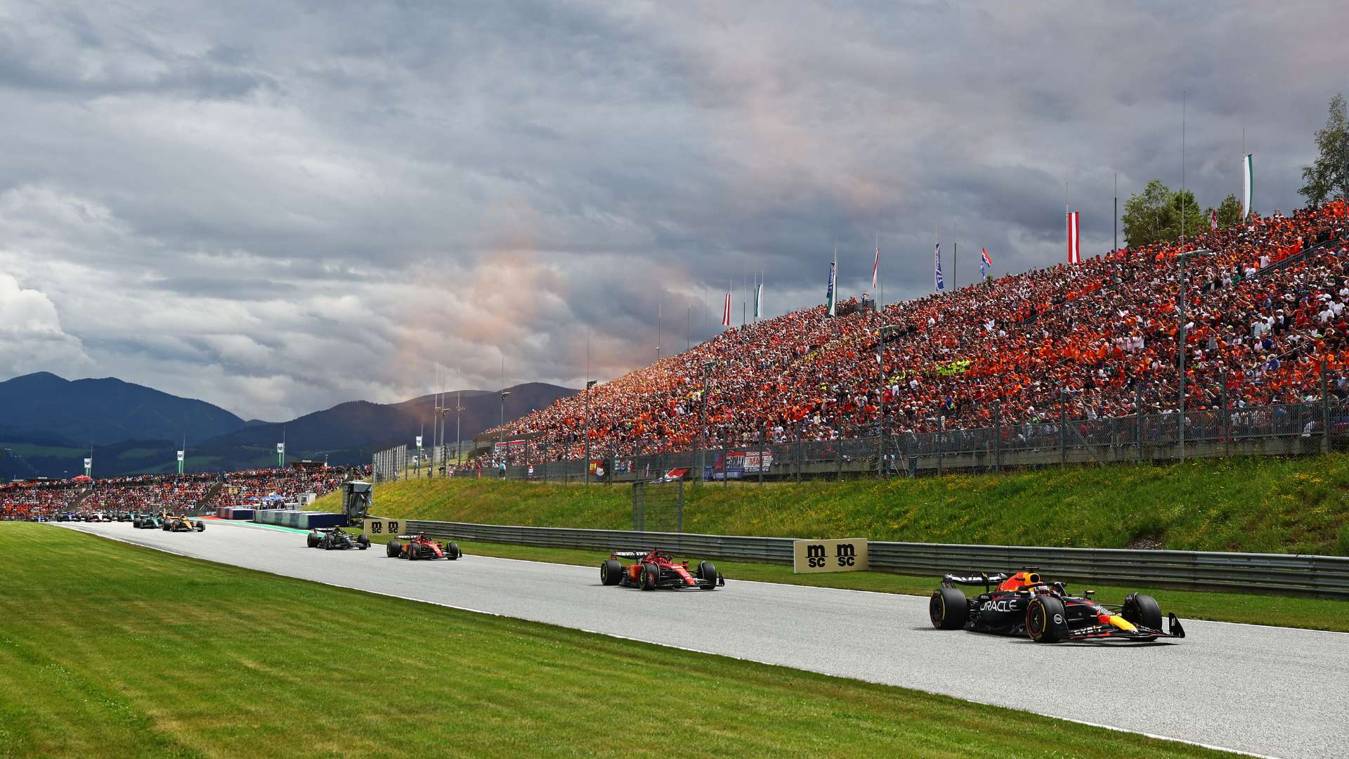 上方拉伸 上方拉伸